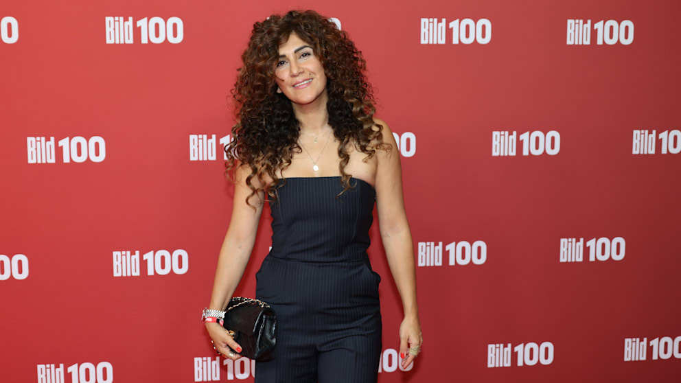 Ex-Miss-Germany sprichts über Online-Hass