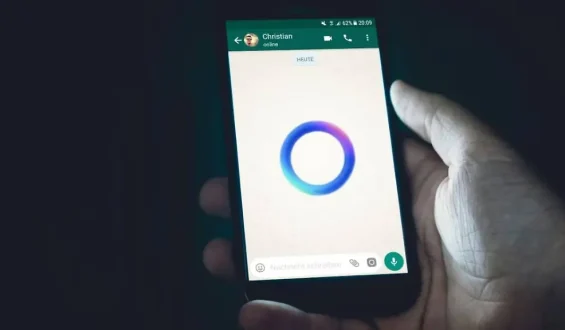 EU-Kommission fordert Wettbewerb bei KI-Diensten auf Whatsapp