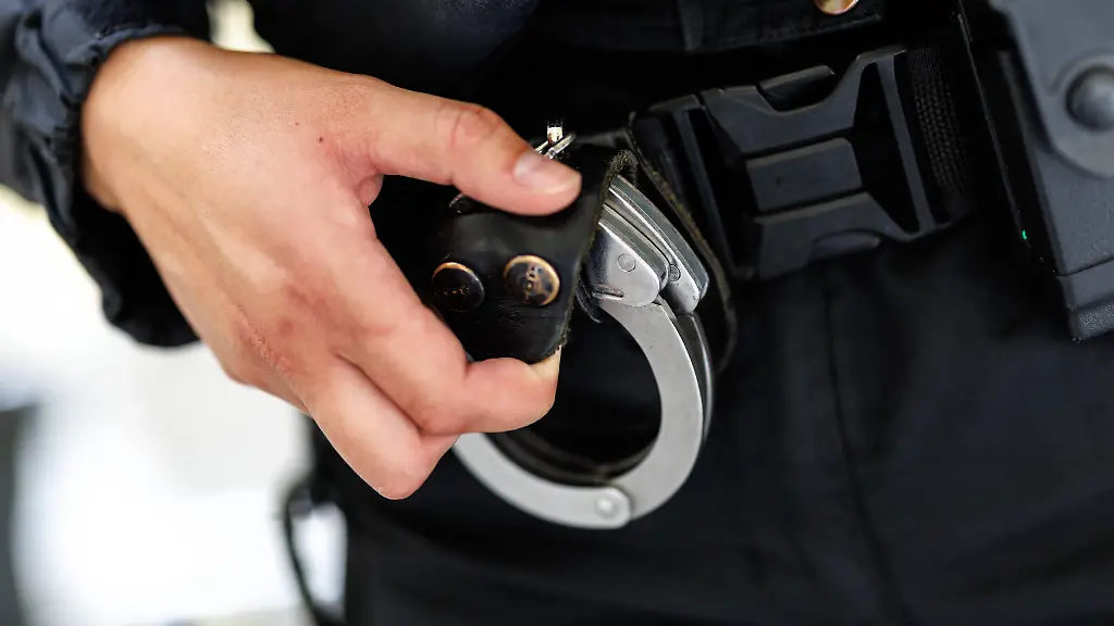 Sorge um den freien Verkauf von Generalschlüsseln für Handschellen