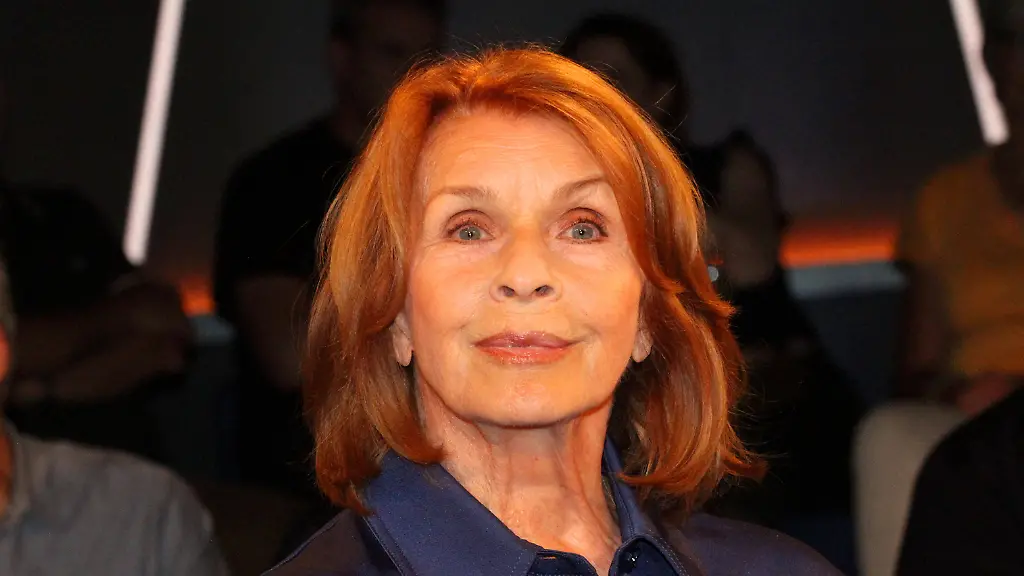 Senta Berger erholt sich nach schwerem Sturz