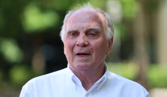 Bayern München: Transfers und Herausforderungen
