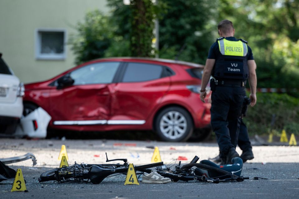 Tragischer Verkehrsunfall in Dinslaken: Untersuchung des Unglückshergangs