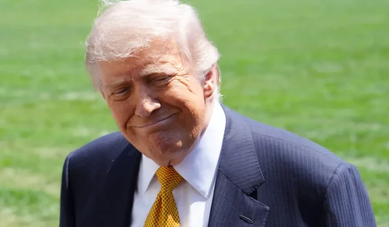 Trump’s 10-Prozent-Zoll bleibt vorübergehend bestehen