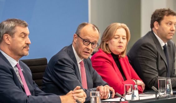 Geringer Rückhalt für Schwarz-Rot in Deutschland