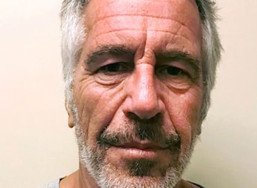 Jeffrey Epsteins Bruder bezweifelt Echtheit des angeblichen Abschiedsbriefs