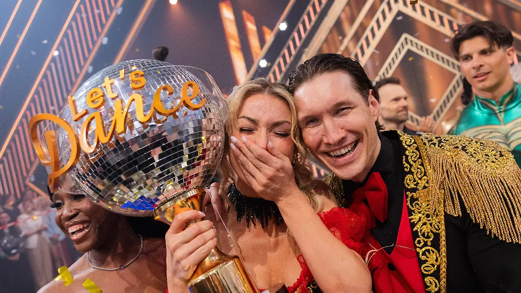 Anna-Carina Woitschacks Sieg bei “Let’s Dance”