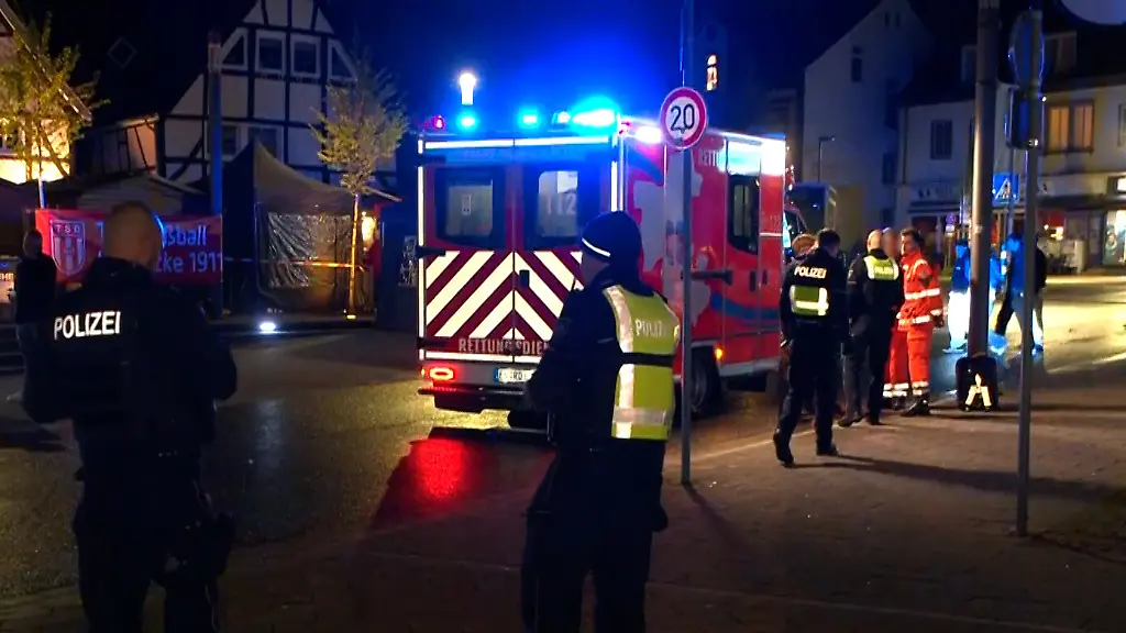 Jugendlicher bei Stadtfest in NRW durch Messerattacke verletzt