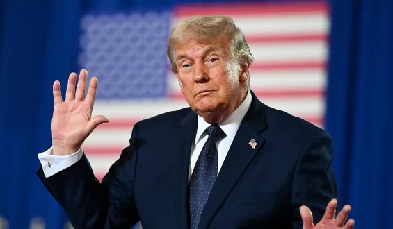 Trump bremst bei Iran-Deal: Hinweis auf Hormus