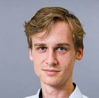 “Entsteht das Brustgewebe plötzlich, sollten Männer das nicht auf die leichte Schulter nehmen”