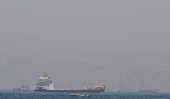 Iran Lässt Chinesische Schiffe Durch Straße von Hormus Passieren