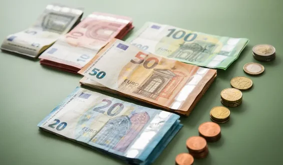 Aktuelle Spitzenangebote für Tagesgeldkonten