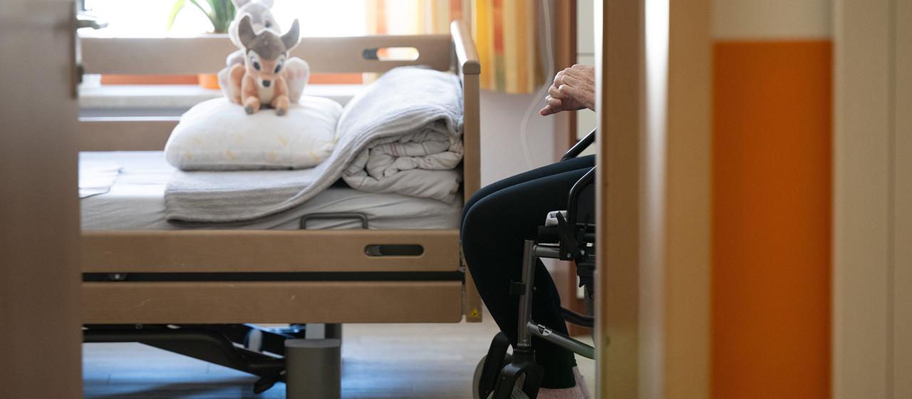 Geplante Änderungen in der Pflegeversicherung: Diskussionen um Beiträge für Kinderlose