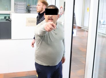 Verurteilung wegen Betrugsmasche: Bosnier bleibt in Deutschland
