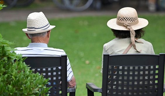 Junge Union fordert Diskussion über Beamtenpensionen