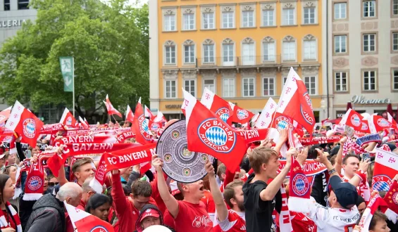 FC Bayern kämpft mit Problemen bei der Meisterfeier