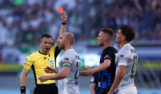SC Paderborn sorgt für Relegations-Sensation und schickt Wolfsburg in die 2. Liga