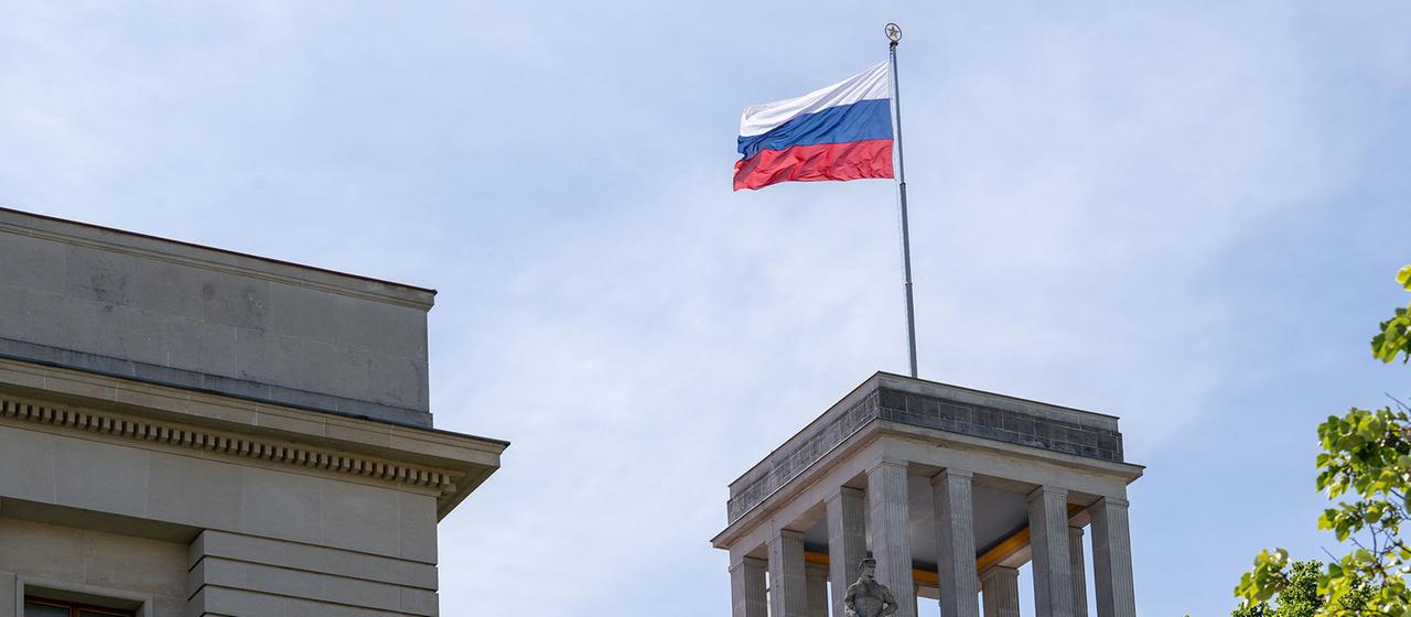 Die Bundesregierung bestellt russischen Botschafter ein