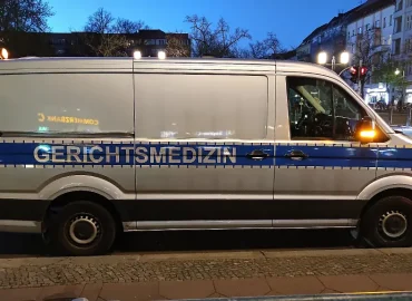 Älterer Mann wegen Mordverdachts an Ehefrau in Berlin festgenommen