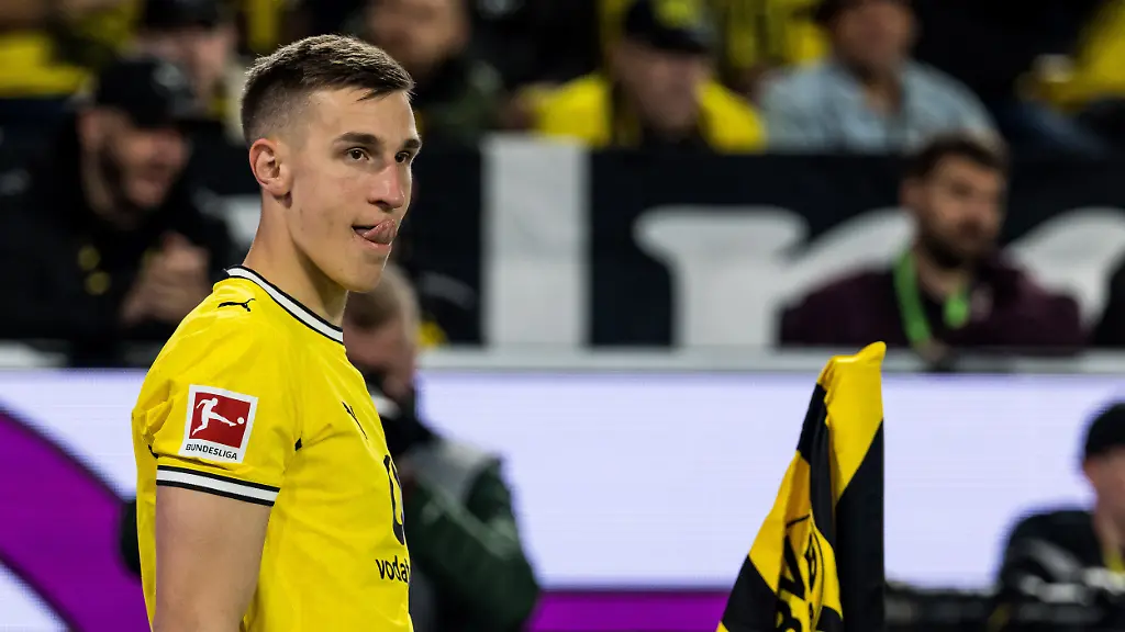 BVB Siegt Trotz Frühzeitigem Rückstand Gegen Frankfurt