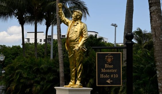 Goldene Trump-Statue sorgt für Kontroversen: Klarstellung und Hintergründe