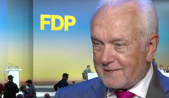 FDP vor Herausforderung: Geschlossenheit und Wählerbindung