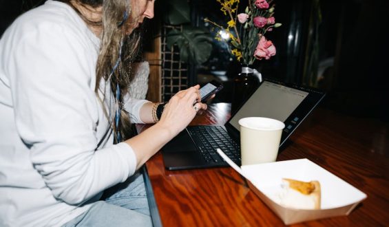 Ernährung und Stress: Cortisol und Ashwagandha