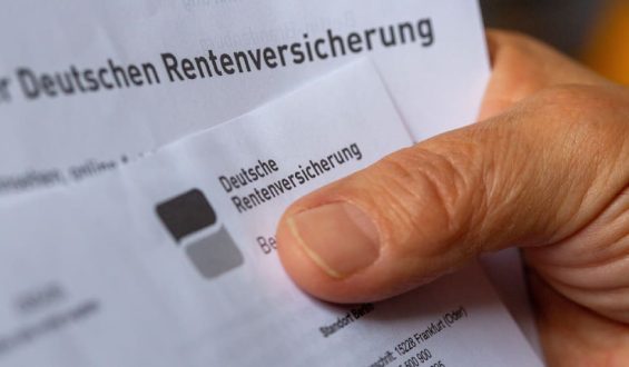 Die Rentenkommission empfiehlt schrittweise Anhebung des Rentenalters
