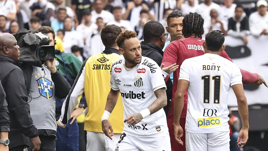 Neymar tobte nach kurioser Auswechslungspanne