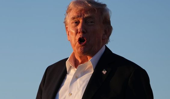 Trump verschiebt Zolldrohungen nach Kritik im EU-Parlament