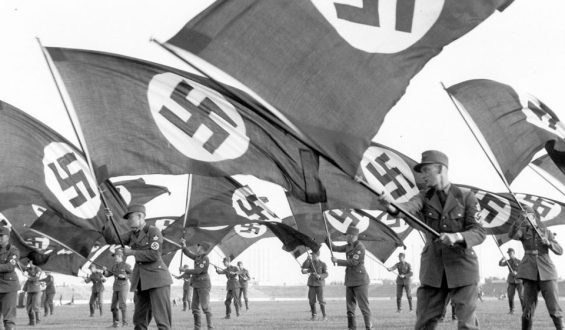 Vergangenheit von Politikern in der NS-Zeit