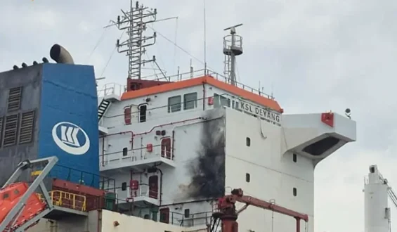 Russische Drohne trifft chinesisches Frachtschiff nahe der Schwarzmeerküste der Ukraine