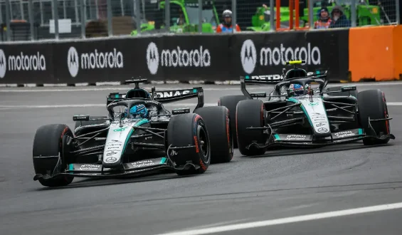 Intensives Duell bei Antonelli-Sieg: Mercedes-Piloten unter Druck