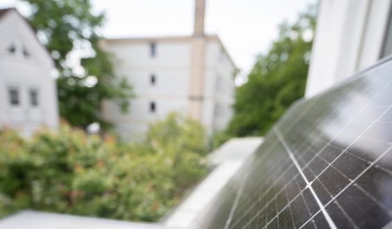 Solaranlagen: Diskussion um Einspeisevergütung und Energiewende