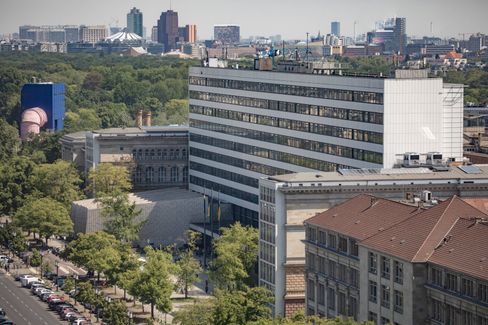 Hauptgebäude der TU Berlin wegen Baumängeln geschlossen