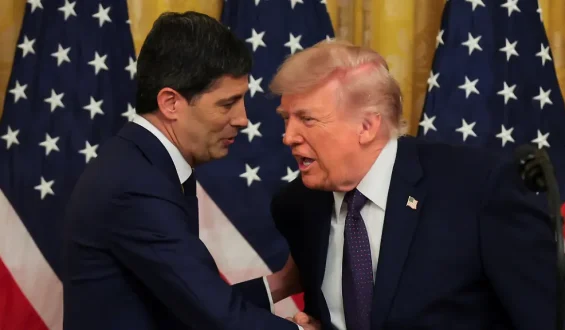 Warsh übernimmt Führung der Fed unter Trumps Druck
