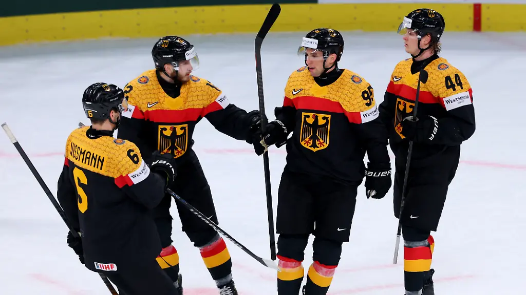Mini-Chance auf WM-Viertelfinale: DEB-Team hofft auf Hilfe