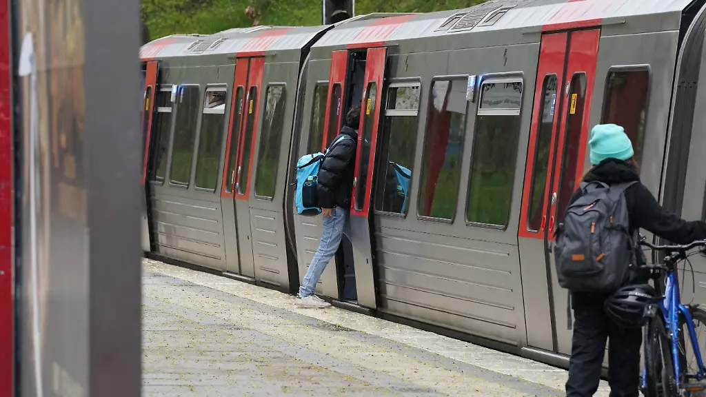 CDU plant Sachleistung: Deutschlandticket für Bürgergeld-Empfänger
