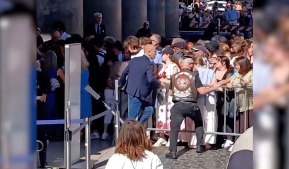 Touristenströme überfluten Italien