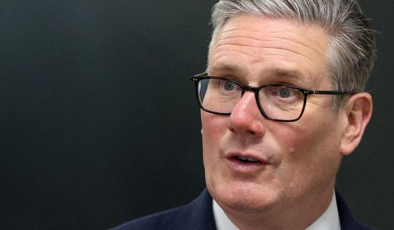 Debatte über möglichen Rücktritt: Starmer und die Spannung in der Labour-Partei