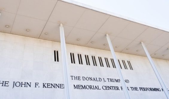 Gericht stoppt Trumps Umbenennung des Kennedy Center