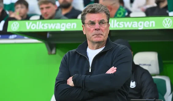 Hecking bleibt beim VfL Wolfsburg und übernimmt neue Rolle als Sport-Geschäftsführer