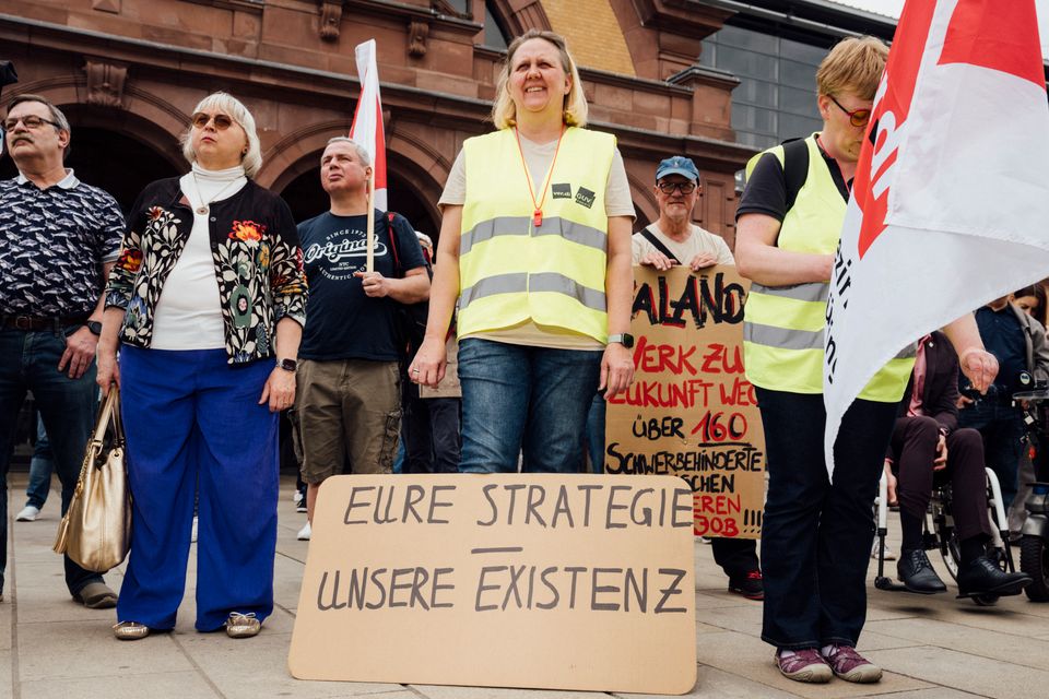 Protest gegen Schließung des Zalando-Standorts in Erfurt