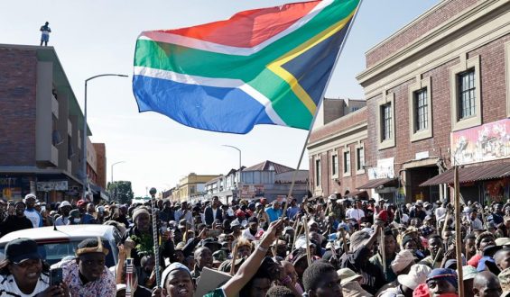 Südafrika: Proteste gegen illegale Einwanderung und politische Reaktionen