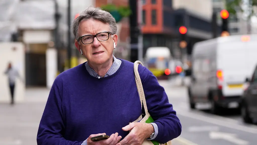 Mandelson-Affäre setzt britische Regierung unter Druck