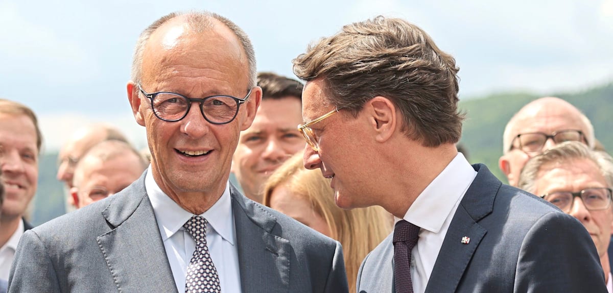 Spekulationen um Kanzlerwechsel: Merz und Wüst demonstrieren Einheit