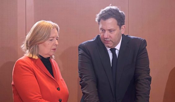 SPD erreicht in Umfrage tiefsten Stand seit 2019, Union verringert Abstand zur AfD