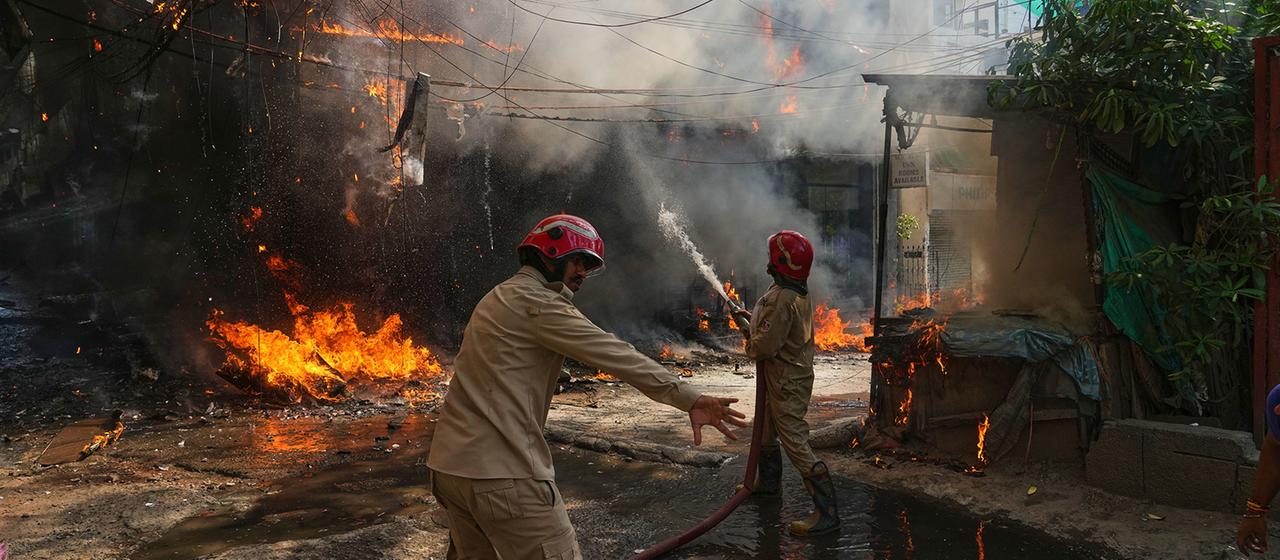 Großer Brand in Neu-Delhi fordert zahlreiche Opfer