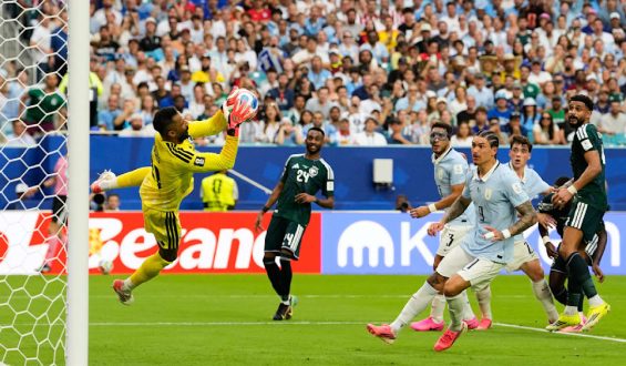 Leere Stadionplätze und Kritik an der Fifa bei der WM