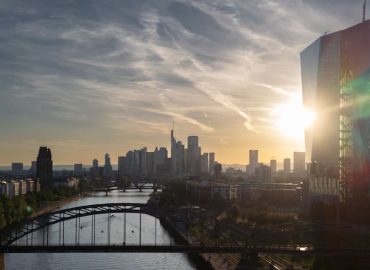 Wirtschaft in der Euro-Zone unerwartet geschrumpft