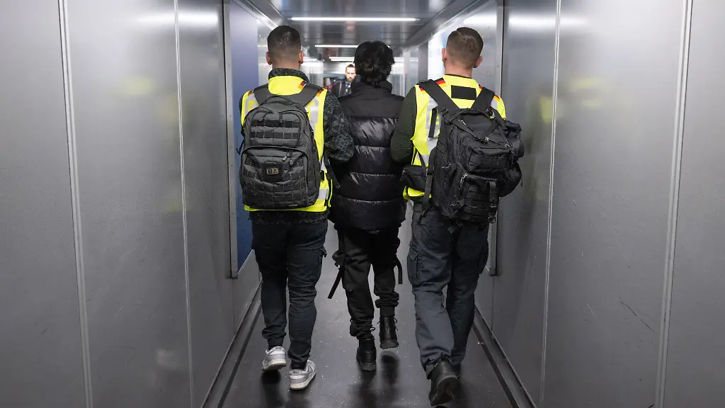 EU-Einigung für Abschiebezentren in Drittstaaten
